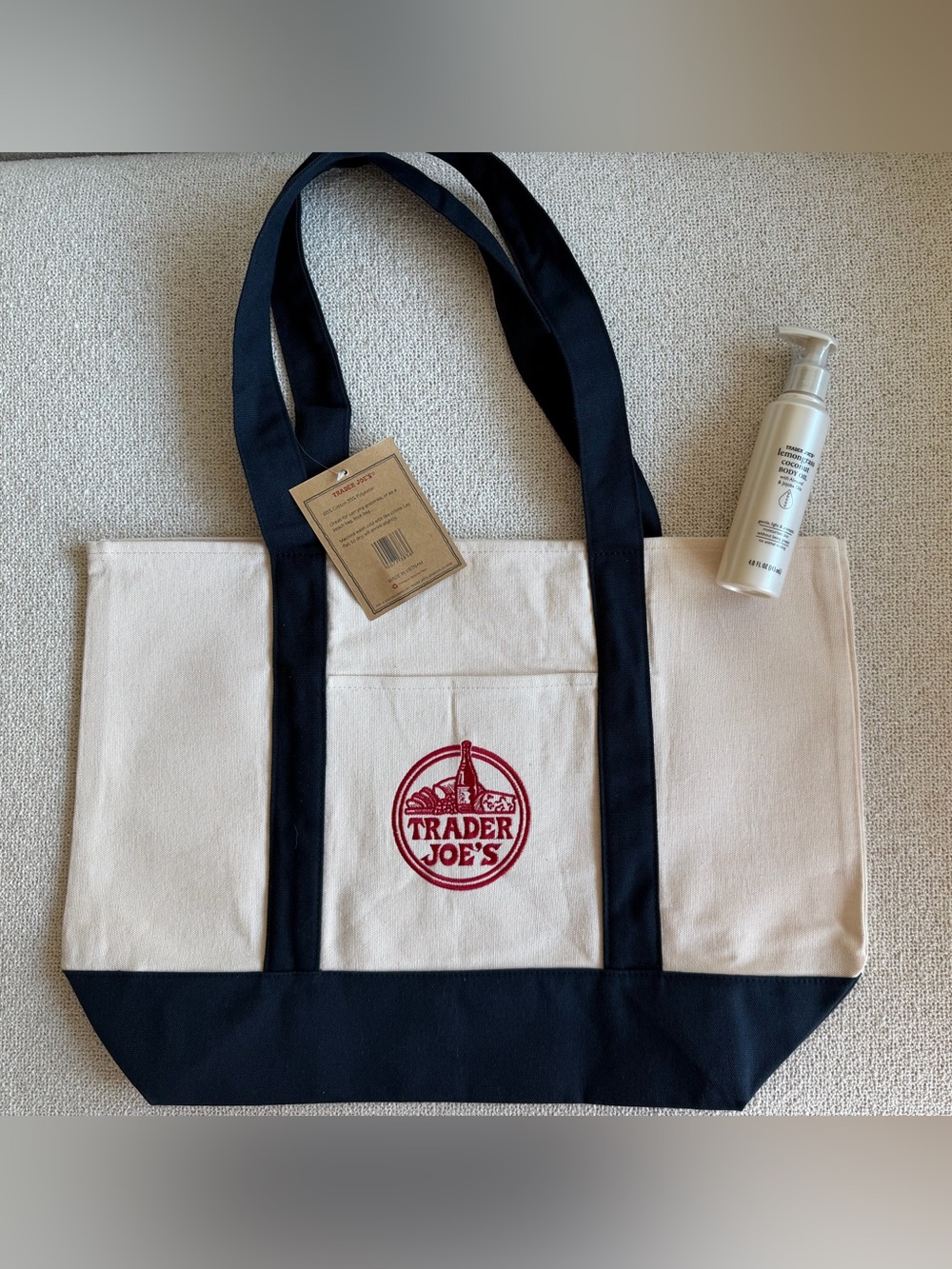 🔥 2 Items! Viral Trader Joe’s 2026 Tote + Lemongrass Coconut Body Oil 🔥